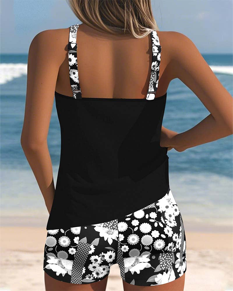 SABRINA - Tweedelig Badpak met Comfortabele Pasvorm en Bloemig Strandstijl