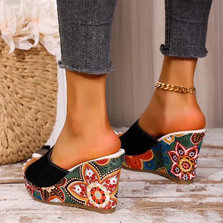 Mireya - Gevoerde Sandalen met Boheemse Print