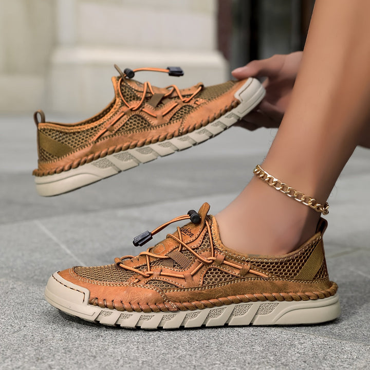 ELARA™ - De Ademend Comfort Schoen