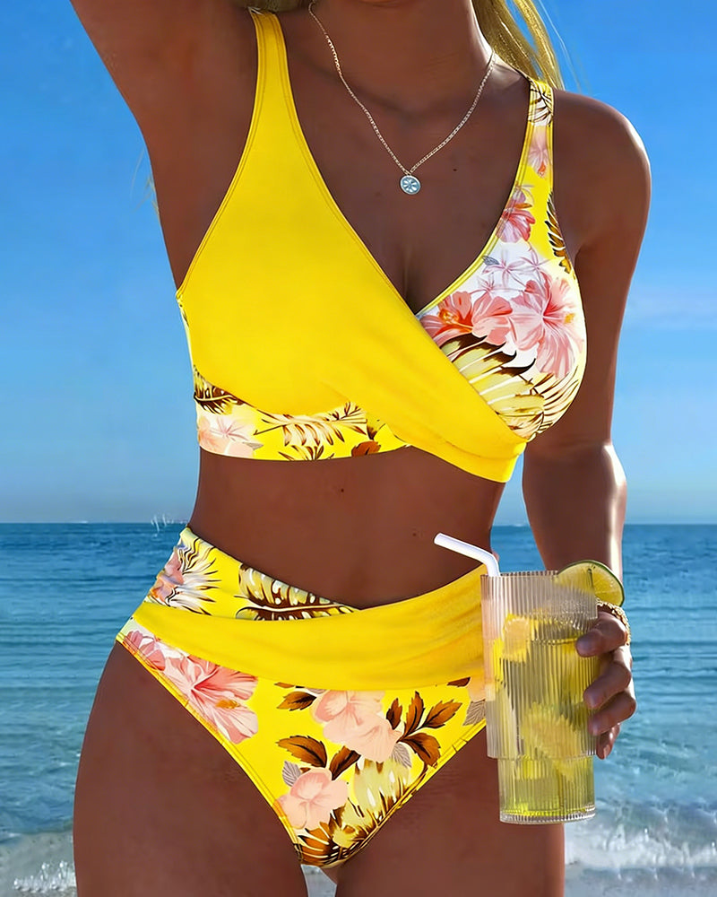Bikini - Contrasterende Bloemenprint en Opening