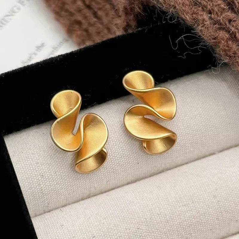 Earrings of Silver and 18K Gold