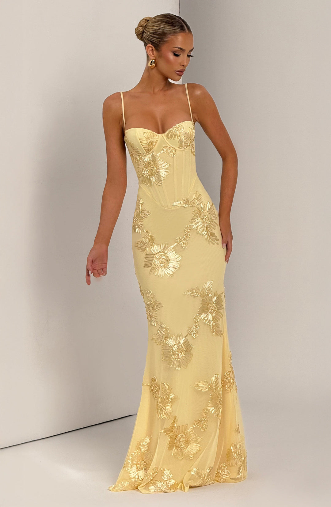 Elara - Gestructureerde elegantie met exclusieve details