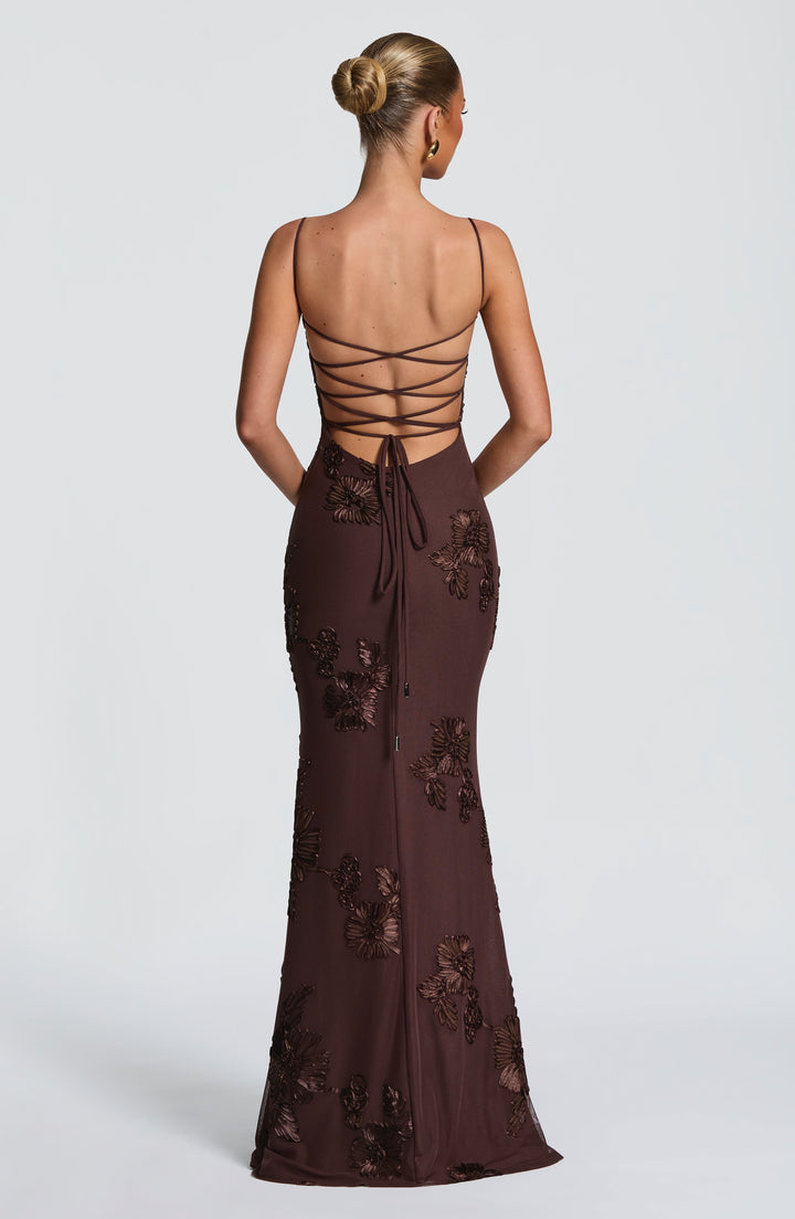Elara - Gestructureerde elegantie met exclusieve details